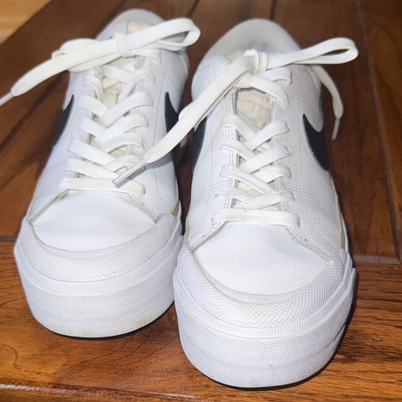 Nike Court Legacy Lift Women’s Platform Sneakers - Picture 8 of 10